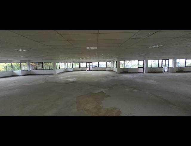 1,485M² OFFICE TO LET IN WOODMEAD